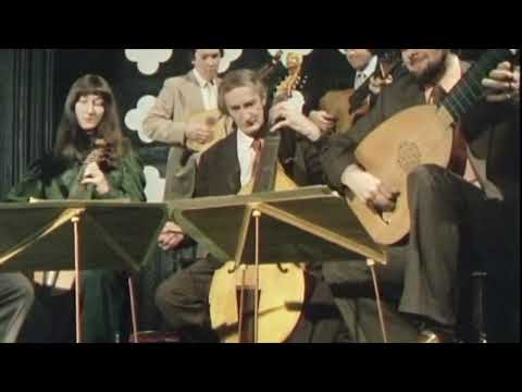 Broken Consort from 'Early Musical Instruments' by David Munrow