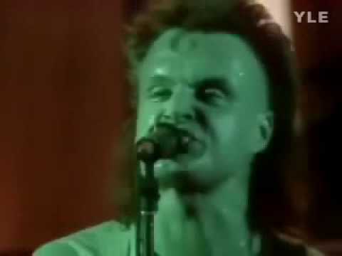 Pelle Miljoona / Miljoonaliiga: Juokse Villi Lapsi (live 1985)