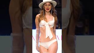 2#swimming #swimsuit #beachwear #tiktok #trending #swimwear #bikini #weak