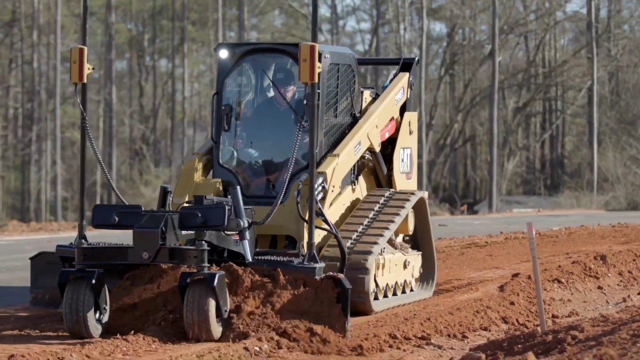 Cat® Smart Grader Blade at Work