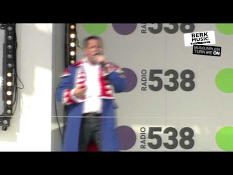 Lawineboys - Sex met Die Kale - Koninginnedag 2011 - Museumplein te Amsterdam