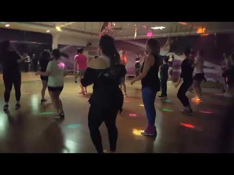 Premiere! 4STREATZ® goes BRAZIL! Dance Fitness Party in Blumenau by Schweppy