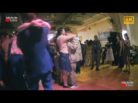 2025.09.18 Dancing with beautiful women, life in the ballroom is full of fun