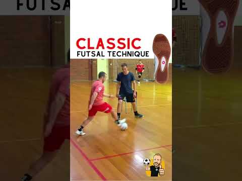 CLASSIC FUTSAL TECHNIQUE - FUTSAL SHOOTING DRILL