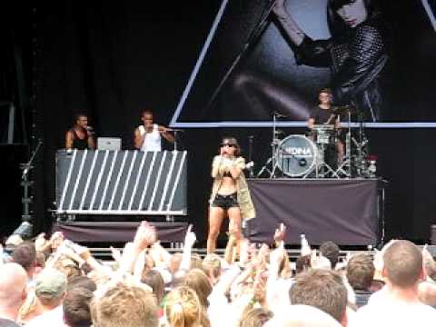 Medina feat. L.O.C. - Kun for mig (Live)