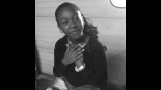 Dha fuck you lookin at?! Girl go get on that corner!