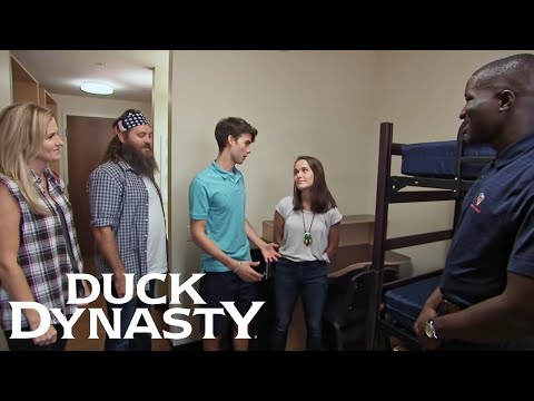 Duck Dynasty: John Luke's College Dorm Visit (Season 9 Flashback) | Duck Dynasty