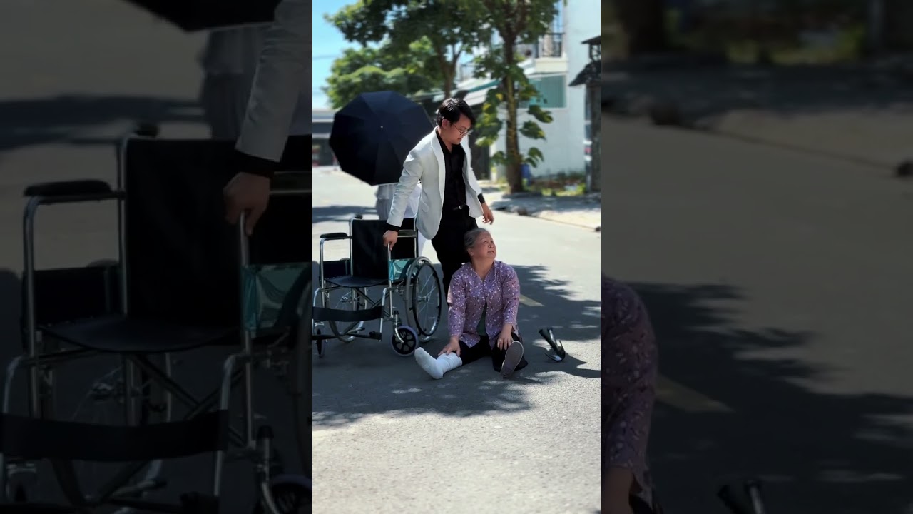 FK - Don't Be Heartless Like Her [FEELKIND] #feelkind #kindness #respect #help