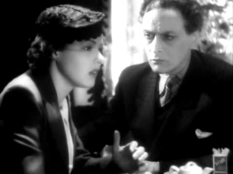 Intermezzo (1936) - Scen på ett café