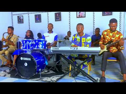 Agam Esoro Ndi Mmuozi