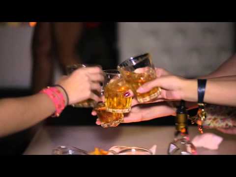 EMPIRICA : De Paris Avec Lourve Valentine Event