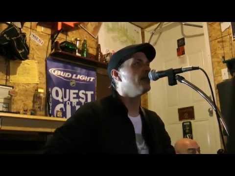 Kind Of Heart That Breaks - Chris Cummings