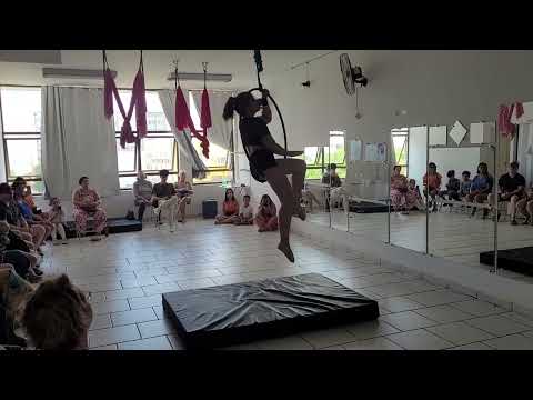 GODS - New Jeans (Coreografia Autoral na Lira Acrobatica)