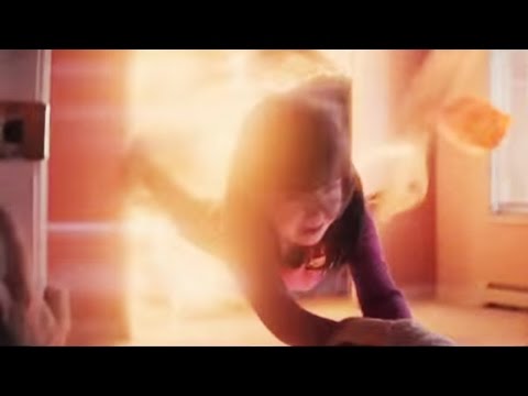 POLTERGEIST Teaser 2015 Español