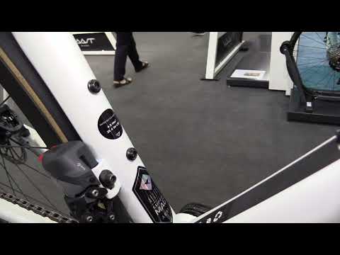 Magnesium Road Bike! - 2023 Vaast R/1