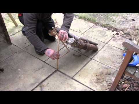 Bushcraft Traps : FIGURE 4 VARIANT