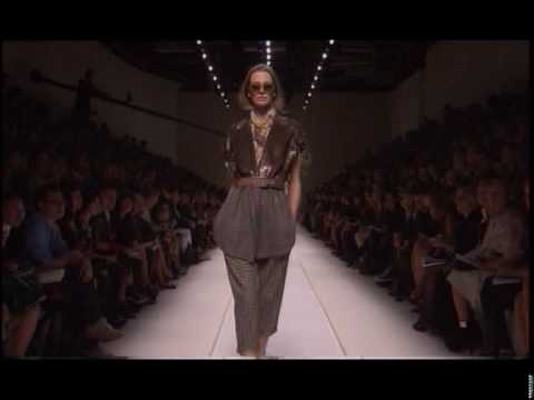 Paris :  Kenzo Fashion show-  Women's Ready to Wear Spring/Summer 2010