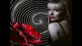 COME UN DIAMANTE NASCOSTO NELLA NEVE