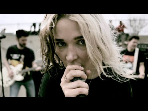 'YOU LOOK LIKE A DRUNK PHOEBE BRIDGERS' (official video)