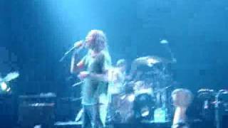 07. Favourite Things (Live in Manila) - Incubus