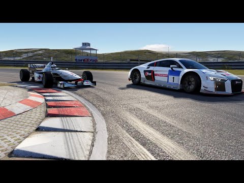 F1 1997 McLaren Mercedes MP4/12 Mika Häkkinen vs Audi R8 LMS Sports at Zandvoort
