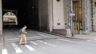Corona Virus (COVID-19) - Ghost Town NY Met Life Building (#2) - ニューヨークのコロナウイルス