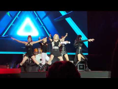 La Di Da performance- EVERGLOW at Manila