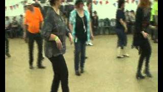 Lights on the hill danse country