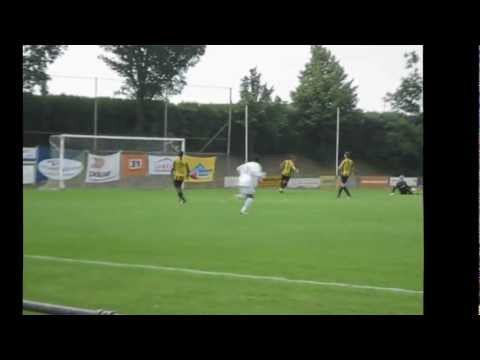 Ingmar Quist scoort voor Zeeuws elftal tegen Lierse SK