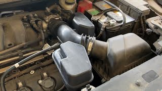 How to replace the Air Intake Hose on a Ford Explorer 2011 - 2018. DIY.