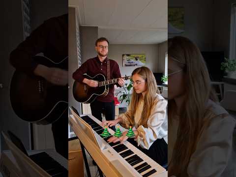 Christmas Day 🎄 - Acoustic Worship Cover
