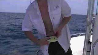 preview picture of video 'Fishing in Marathon FL | Sombrero Reef |  Captin PiP's'