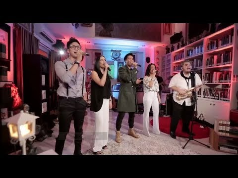 Stereo Cast - Luar Biasa (Live at Music Everywhere) **