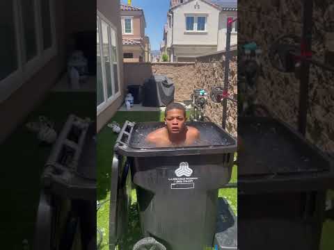 Yk Osiris does the ice bath CHALLENGE 😂 looks like he about to cry 😂