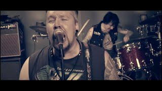 JUUSTOPÄÄT - Lääkkeitä ja viinii (mua ahdistaa)