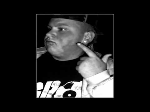 MR.UNDERCOVER FEAT. SLICE - KAMPFSPORT AM MIC