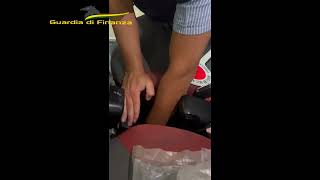 maxi-sequestro-di-droga-la-finanza-arresta-due-corrieri-con-20-kg-di-cocaina