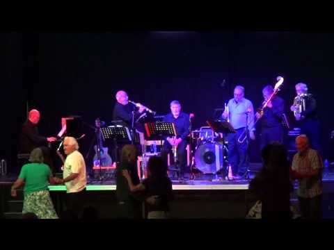 JOHN MADDOCKS BAND WITH CHRIS TYLE AT MILL RYTHE SUMMER JAZZ PARTY JUNE 2015