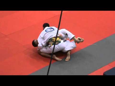 Ryan Prouty (Team McVicker/Megaton) vs Matthew Linsemier (Combat Base) BJJ Chicago Open