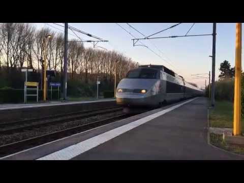 Passage d'une UM TGV renov en gare de Dannes - Camiers