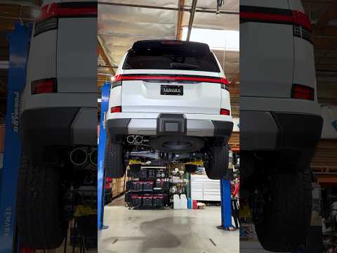 Lexus GX550 Catback Exhaust featuring the optional dual straight tips #remarkexhaust #lexus #gx550