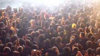 Flying Lotus_plays &#39;Handstand&#39; by Danny Brown &amp; Darq E Freaker- live @Yoyo in Paris 2013