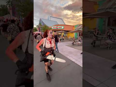 HHN 2025 scare zone #universalstudios  #halloweenhorrornights2025  #clowns