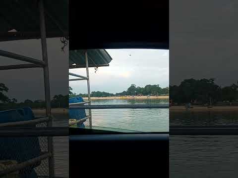 Asi  cruzamos en el ferry en Sayaxché petén ,#guatemala #Sayaxché #turismo #automobile #shortviral