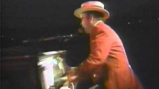 Elton John - Crocodile Rock - Wembley 1984 (HQ Audio)