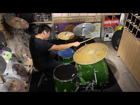 Istanbul AGOP 22" Turk Ride from 16 Beat Drums
