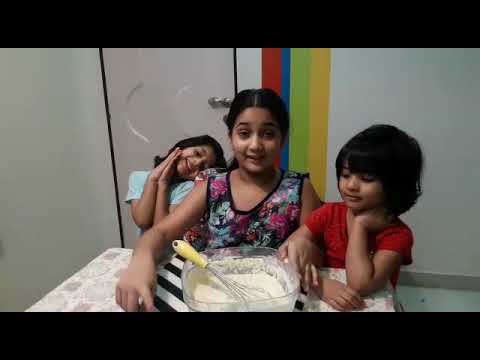 Tiara Nayonika Antarika Sarkar making mawa cake