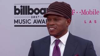 BBMAs 2017 FashionCam Sway Calloway