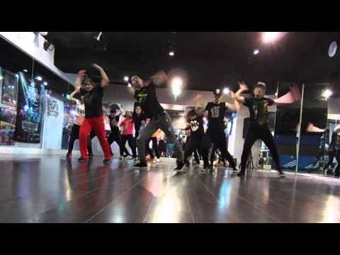 Golden Wei 'Box Lunch' Vybz Kartel /'Kreecha' Bling Dawg