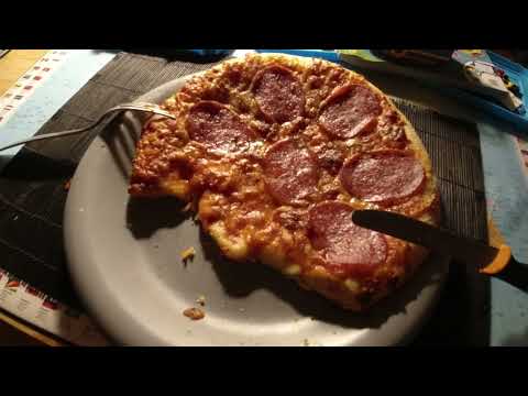 MongoTV_10212 - SPISER PIZZA SØNDAG MIDNAT